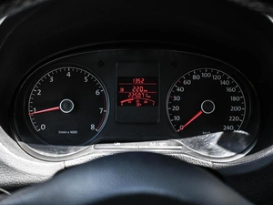 Седан Volkswagen Polo 2011 года, 579000 рублей, Кирилловка