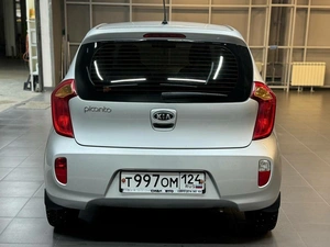 Хетчбэк Kia Picanto 2011 года, 797000 рублей, Красноярск