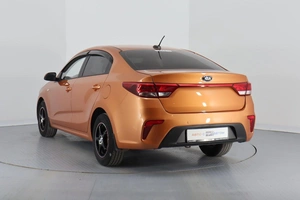Седан Kia Rio 2019 года, 1450000 рублей, Брянск