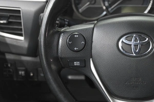 Седан Toyota Corolla 2013 года, 1359000 рублей, Новокузнецк