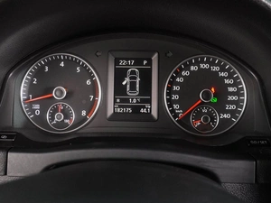 Хетчбэк Volkswagen Golf Plus 2011 года, 890000 рублей, Воронеж