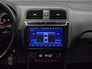 Седан Volkswagen Polo 2017 года, 1040000 рублей, Красноярск
