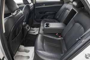 Седан Kia K5 2021 года, 2409000 рублей, Барнаул
