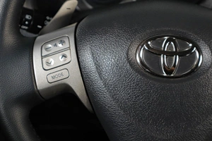 Седан Toyota Corolla 2008 года, 919000 рублей, Тюмень