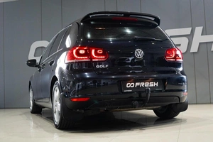 Хетчбэк Volkswagen Golf 2012 года, 899000 рублей, Петрозаводск