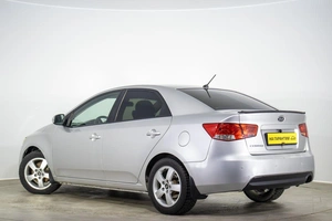 Хетчбэк Kia Cerato 2011 года, 849000 рублей, Оренбург