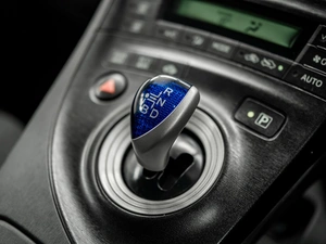 Лифтбек Toyota Prius 2010 года, 1000000 рублей, Красноярск