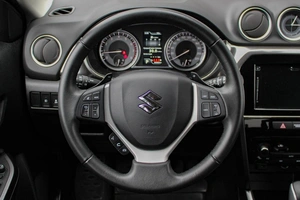 Внедорожник Suzuki Vitara 2020 года, 2050000 рублей, Ярославль