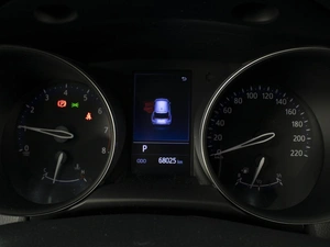 Внедорожник Toyota C-HR 2020 года, 2830000 рублей, Омск