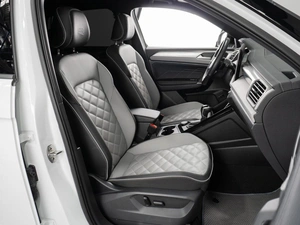 Внедорожник Volkswagen Tayron X 2023 года, 4200000 рублей, Тюмень