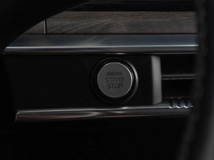 Седан Kia K5 2020 года, 2417000 рублей, Тюмень