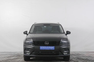 Внедорожник Volkswagen Tiguan 2018 года, 2459000 рублей, Кемерово