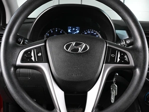 Седан Hyundai Solaris 2016 года, 1369000 рублей, Аксай