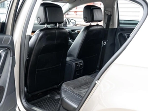 Седан Volkswagen Passat 2012 года, 1180000 рублей, Краснодар