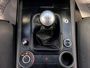 Внедорожник Volkswagen Touareg 2004 года, 799000 рублей, Красноярск