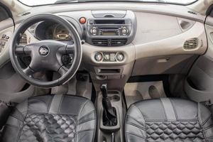 Минивэн Nissan Almera Tino 2001 года, 289000 рублей, Барнаул