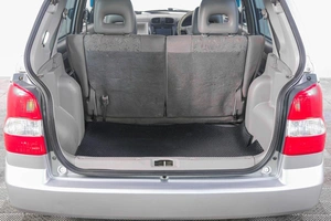 Хетчбэк Mazda Demio 2001 года, 349000 рублей, Кемерово