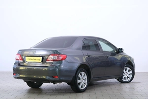 Седан Toyota Corolla 2012 года, 1229000 рублей, Омск