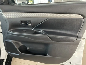 Внедорожник Mitsubishi Outlander 2015 года, 1787000 рублей, Солонцы