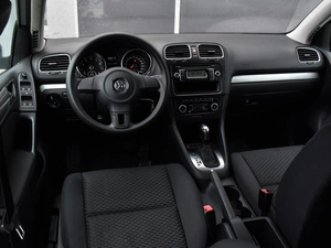 Хетчбэк Volkswagen Golf 2011 года, 1150000 рублей, Краснодар