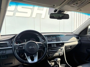 Седан Kia Optima 2018 года, 1899000 рублей, Ижевск