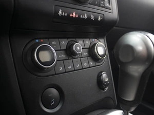 Внедорожник Nissan Qashqai+2 2008 года, 980000 рублей, Омск