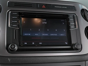 Внедорожник Volkswagen Tiguan 2016 года, 1849000 рублей, Ростов-на-Дону