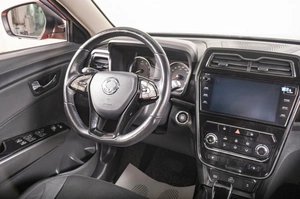 Внедорожник SsangYong Tivoli 2019 года, 1849000 рублей, Томск