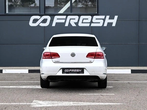 Седан Volkswagen Passat 2012 года, 999000 рублей, Кирилловка