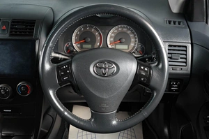 Универсал Toyota Corolla Fielder 2009 года, 929000 рублей, Тюмень