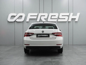 Лифтбек Skoda Superb 2016 года, 1998000 рублей, Воронеж