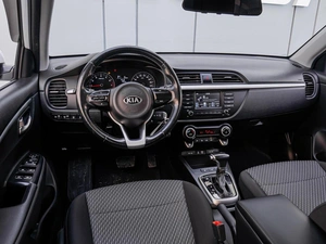 Хетчбэк Kia Rio X-Line 2019 года, 1739000 рублей, Краснодар