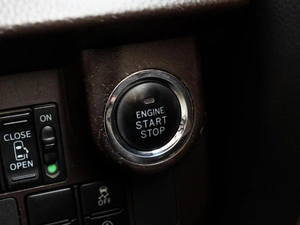 Минивэн Toyota Roomy 2017 года, 940000 рублей, Краснодар