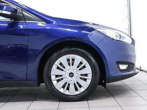 Седан Ford Focus 2016 года, 949000 рублей, Красноярск