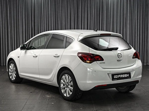 Хетчбэк Opel Astra 2012 года, 614000 рублей, Ставрополь