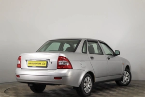 Седан ВАЗ (LADA) Priora 2010 года, 359000 рублей, Пермь
