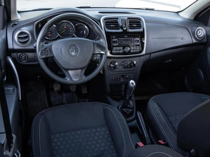 Хетчбэк Renault Sandero 2018 года, 950000 рублей, Волгоград