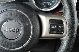 Внедорожник Jeep Grand Cherokee 2012 года, 1679000 рублей, Тюмень