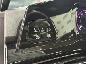 Хетчбэк Volkswagen Golf 2021 года, 2790000 рублей, Красноярск