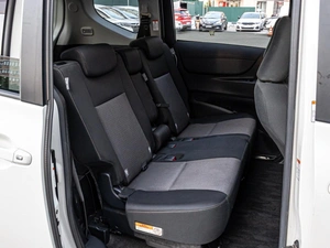 Минивэн Toyota Sienta 2019 года, 1800000 рублей, Краснодар