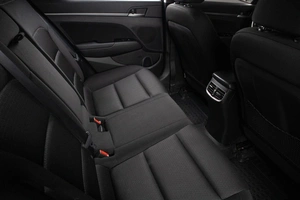 Седан Hyundai Elantra 2018 года, 1449000 рублей, Оренбург