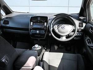 Хетчбэк Nissan Leaf 2017 года, 1358000 рублей, Кирилловка