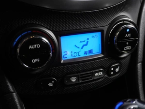 Седан Hyundai Solaris 2013 года, 959000 рублей, Воронеж