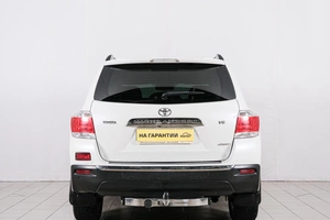 Внедорожник Toyota Highlander 2012 года, 2199000 рублей, Красноярск