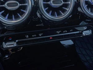 Седан Mercedes-benz CLA-класс 2019 года, 3130000 рублей, Краснодар