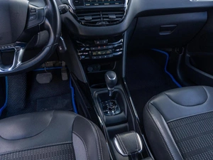 Внедорожник Peugeot 2008 2019 года, 1099000 рублей, Саратов
