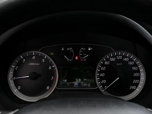 Хетчбэк Nissan Tiida 2015 года, 1097000 рублей, Волгоград