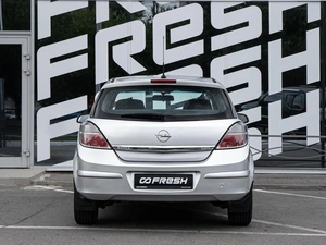 Хетчбэк Opel Astra 2007 года, 529000 рублей, Волгоград