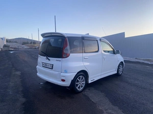 Минивэн Toyota Funcargo 2001 года, 427000 рублей, Красноярск