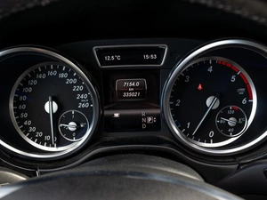 Внедорожник Mercedes-benz M-класс 2013 года, 2230000 рублей, Краснодар